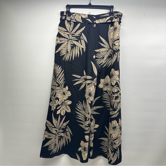 Polo Ralph Lauren Floral Black and Cream Wide-Leg Pants size 6 - Picture 3 of 11